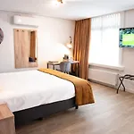 Et Le Cafe De Paris Hotel Apeldoorn