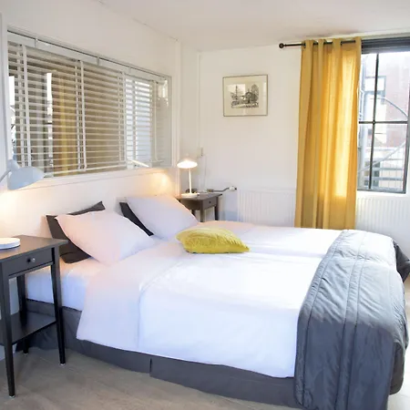 Et Le Cafe De Paris 3*