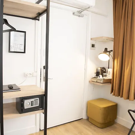 Hotell Et Le Cafe De Paris