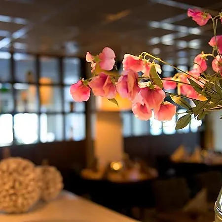 호텔 Et Le Cafe De Paris 3*