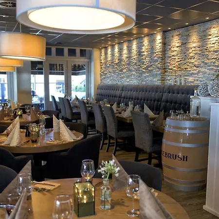 Et Le Cafe De Paris Hotell