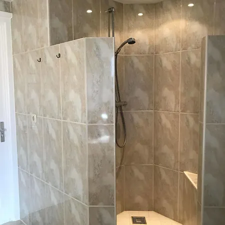 Hotell Et Le Cafe De Paris 3*