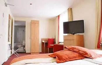 Et Le Cafe De Paris Apeldoorn