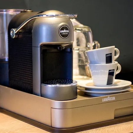 Et Le Cafe De Paris Hotell