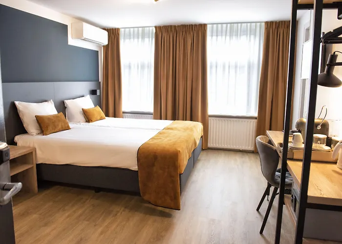 Et Le Cafe De Paris Hotel Apeldoorn