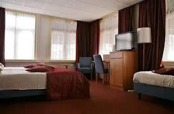 Hotell Et Le Cafe De Paris