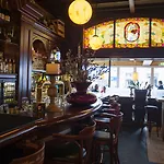 帕里斯咖啡酒店 3* 阿帕多恩