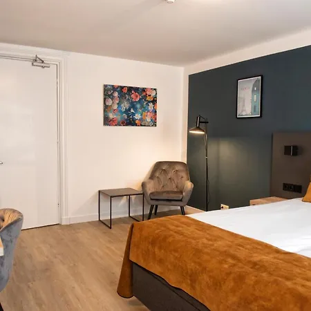 Et Le Cafe De Paris Hotel Apeldoorn